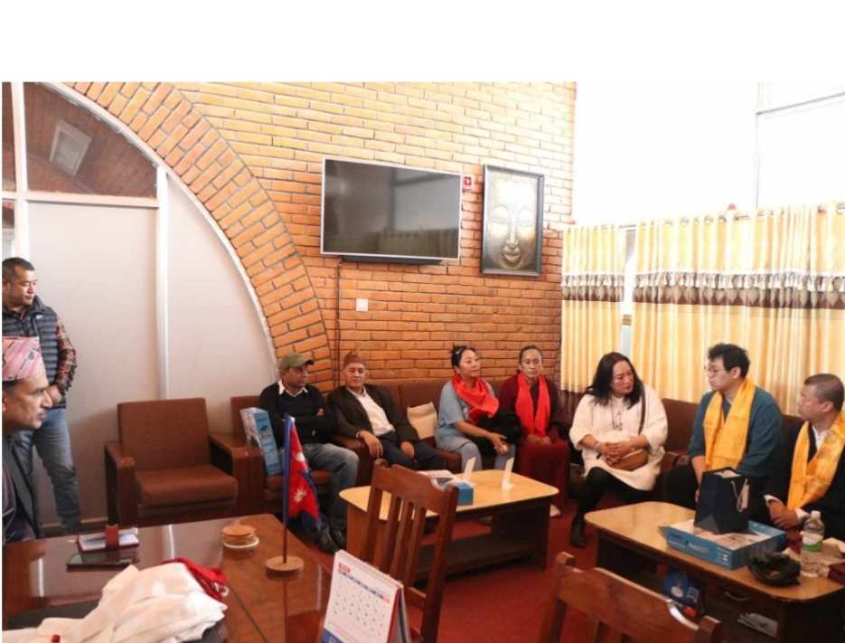 लुम्बिनी विकास कोषद्वारा भ्रमणमा रहेको चिनियाँ टाेलीलाई लुम्बिनीमा स्वागत